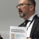 Peter Fangel Poulsen, Bygherreforeningens formand, præsenterer foreningens bæredygtighedspolitik: Foto_Kontraframe